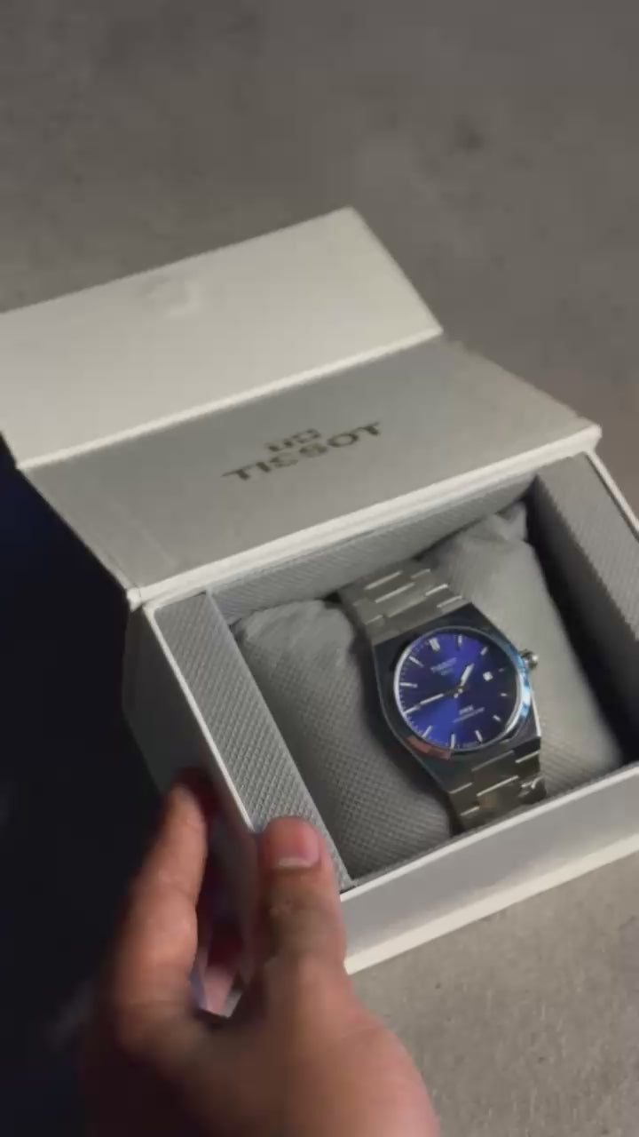 Tissot PRX Powermatic 80 a blue dial and stainless steel bracelet